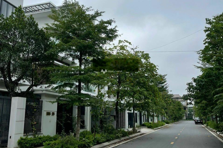 Vị trí mặt tiền tọa lạc ngay trên Xuân Đỉnh, Hà Nội, bán biệt thự có diện tích 240m2 nhà phong thủy tốt-01