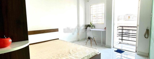 Trong căn hộ tổng quan có tổng 1 phòng ngủ, cho thuê căn hộ hướng Tây vị trí đẹp tọa lạc ngay ở Bình Thạnh, Hồ Chí Minh, 1 WC giấy tờ nhanh chóng-02