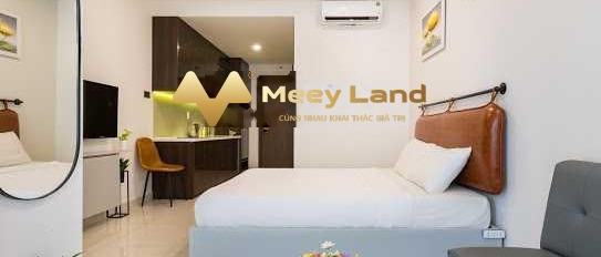 Bán chung cư mặt tiền nằm ngay Bến Vân Đồn, Phường 12, vào ở luôn giá sang tên 2.46 tỷ dt chung 30m2-03