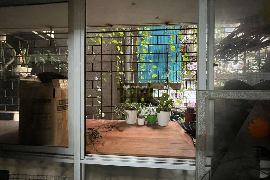 Bán chung cư vị trí đẹp ngay trên Phan Chu Trinh, Hoàn Kiếm, căn hộ gồm có tất cả 3 PN, 2 WC cảm ơn bạn đã đọc tin-01
