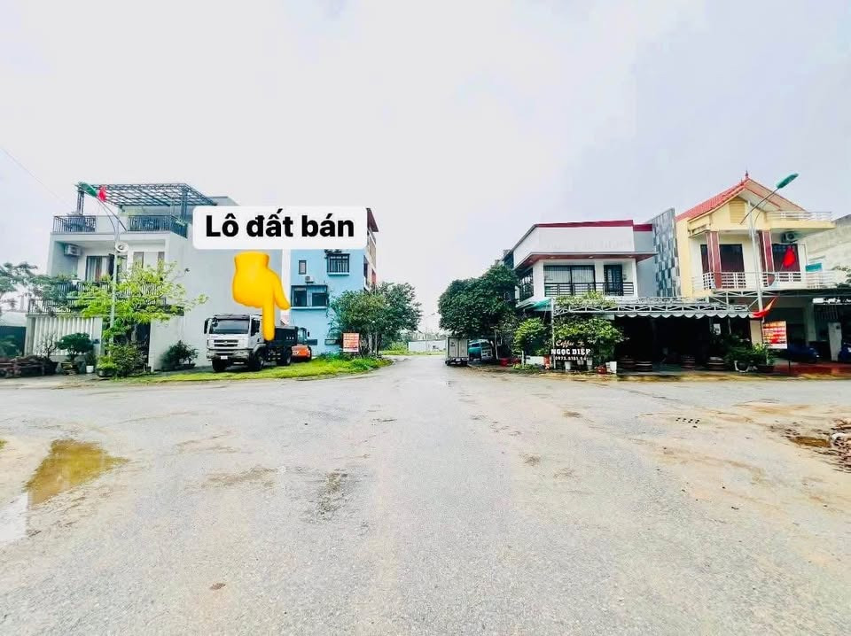 Bán đất thành phố Đồng Hới tỉnh Quảng Bình giá 2.6 tỷ-0