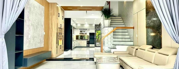 Ngôi nhà có tổng 3 PN bán nhà bán ngay với giá tốt nhất chỉ 5.39 tỷ diện tích chuẩn 100m2 vị trí đặt ở trung tâm Cẩm Lệ, Đà Nẵng-03