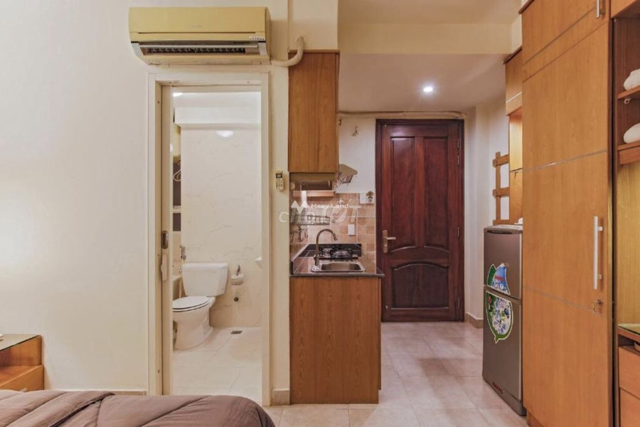 Cho thuê căn hộ vị trí nằm ngay Quận 1, Hồ Chí Minh giá thuê mua liền 145 triệu/tháng, trong căn hộ này có tổng 10 phòng ngủ, 6 WC tin chính chủ-01