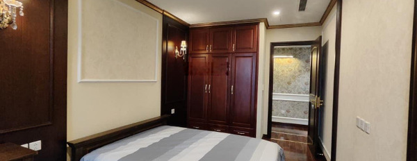 Cho thuê căn hộ 3PN CC HC Golden Hồng Tiến full nội thất đẹp giá 20tr/tháng LH: 0367 749 *** -03