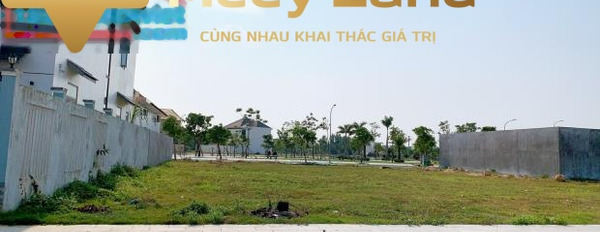 Cần tiền có việc bán mảnh đất, 300 m2 giá gốc chỉ 3.05 tỷ mặt tiền tọa lạc ngay ở Quảng Ngãi, Quảng Ngãi, hướng Đông, đường mặt tiền ngang 13 m vị trí...-02