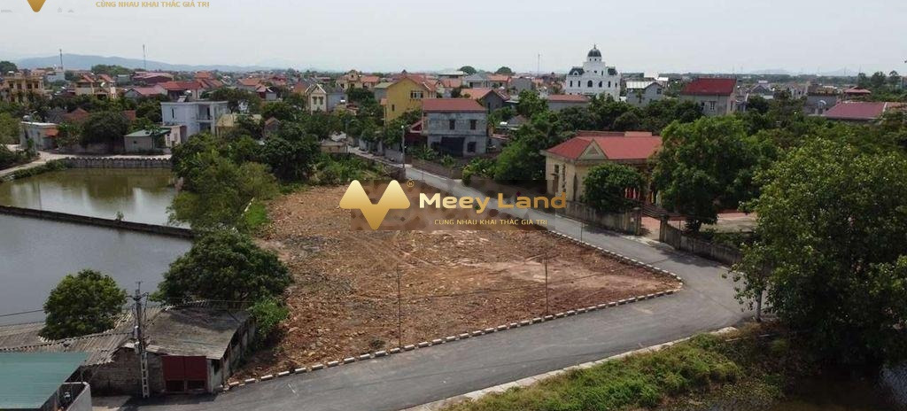 Giá mua liền từ 860 triệu bán đất có diện tích chuẩn 125 m2 vị trí đặt ngay trung tâm Lương Tài, Bắc Ninh