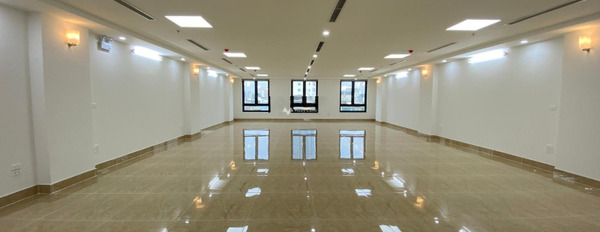 Nhà 5 PN cho thuê nhà ở diện tích gồm 90m2 giá thuê đặc biệt 66 triệu/tháng tọa lạc tại Trần Kim Xuyến, Hà Nội-02