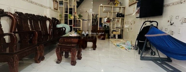 Căn nhà có tất cả 2 PN, bán nhà ở diện tích chuẩn 40m2 bán ngay với giá tốt chỉ 3.23 tỷ vị trí thuận lợi tọa lạc trên Quận 12, Hồ Chí Minh-02