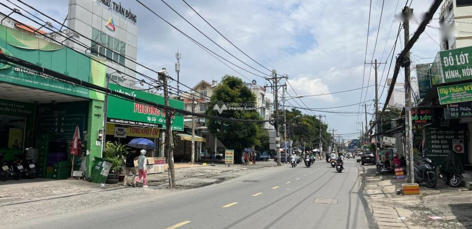 Thừa nhà không ở cho thuê nhà mặt tiền nằm tại Nguyễn Duy Trinh, Quận 2, giá thuê khoảng 55 triệu/tháng diện tích rộng lớn 192m2 cảm ơn bạn đã đọc tin