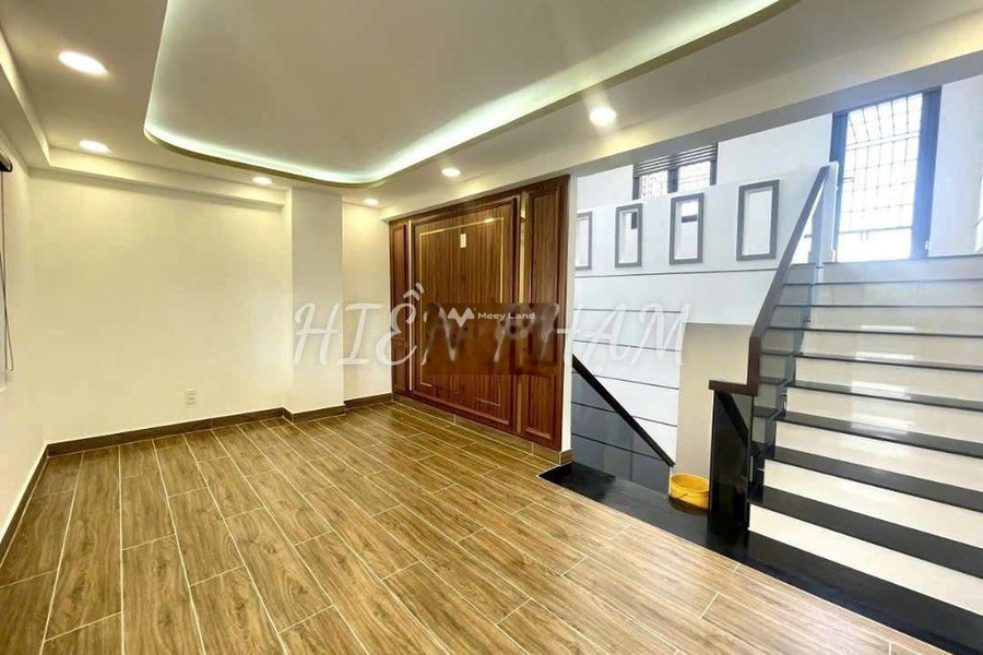 Nhà gồm 4 PN bán nhà giá bán đặc biệt từ 13.5 tỷ diện tích khoảng 80m2 mặt tiền tọa lạc gần Quận 7, Hồ Chí Minh-01