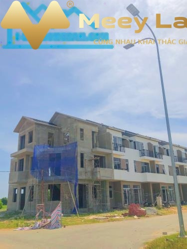 Ở tại Đường Võ Nguyên Giáp, Thị Xã Hương Thủy, bán nhà, giá tốt từ 6.8 tỷ diện tích gồm 187 m2 cảm ơn đã xem tin.-01