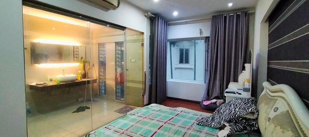 Bán căn hộ mini tại Khâm Thiên, Đống Đa, Hà Nội. Diện tích 45m2, giá 800 triệu