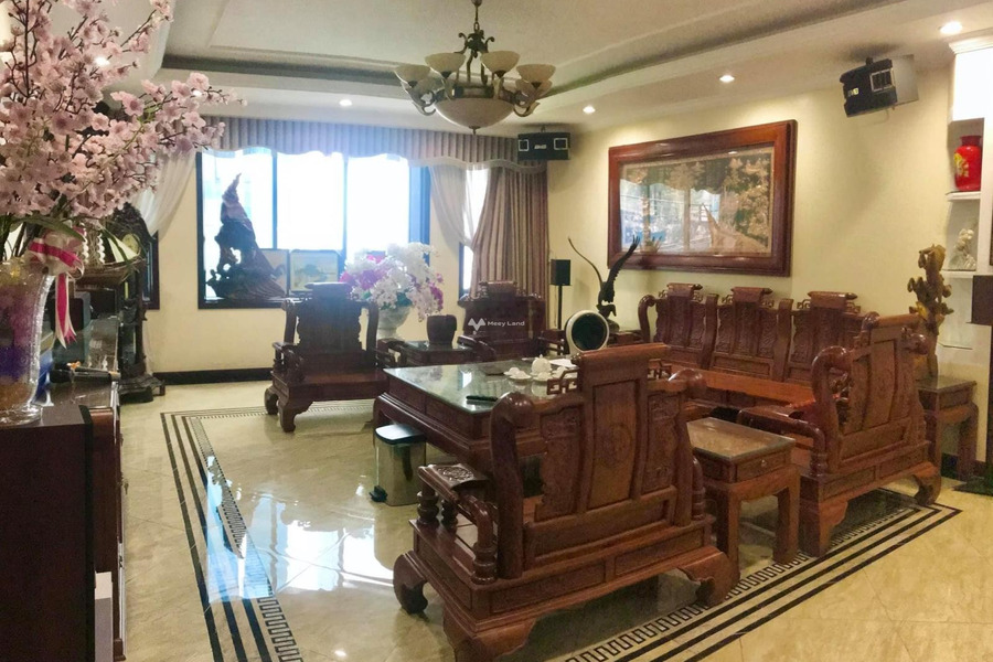 Nhà gồm 3 PN bán nhà ở có diện tích rộng 38m2 bán ngay với giá siêu khủng 5.95 tỷ vị trí mặt tiền tại Láng Thượng, Hà Nội, hướng Tây - Bắc-01