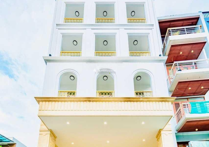 Ngôi nhà bao gồm có 2 phòng ngủ bán nhà giá bán đề xuất 88.9 tỷ có diện tích chung là 238.5m2 vị trí đặt ngay trung tâm Tân Bình, Hồ Chí Minh-01