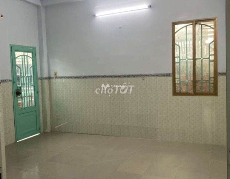 Cho thuê nhà có diện tích 52m2 mặt tiền tọa lạc tại Đường Số 17, Tân Thuận Tây giá thuê hạt dẻ từ 15 triệu/tháng, nhà có tất cả 4 PN, 3 WC-01