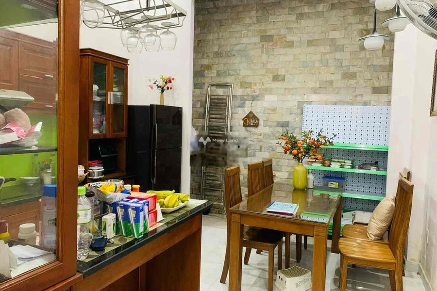 Nhà 3 phòng ngủ bán nhà ở diện tích 60m2 giá bán cực êm 5.8 tỷ mặt tiền nằm ngay tại Tân Phú, Hồ Chí Minh-01