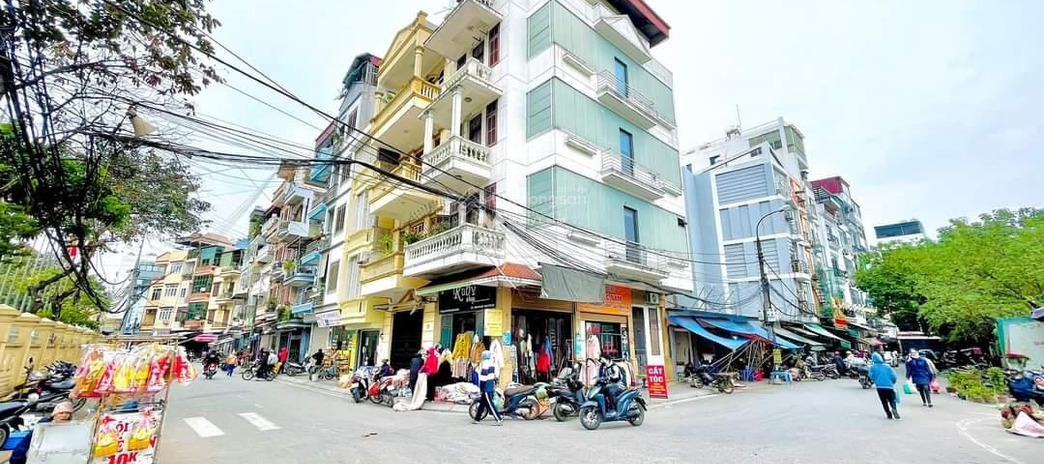 Diện tích rộng 86m2 bán nhà mặt tiền tọa lạc ngay Hoàng Mai, Hà Nội căn nhà gồm 21 phòng ngủ 21 WC cảm ơn bạn đã đọc tin