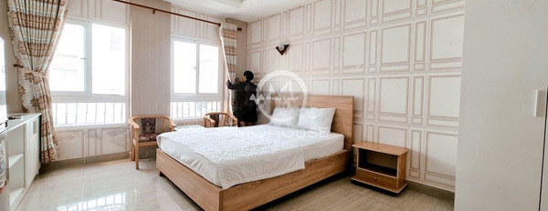 Cho thuê chung cư vị trí đẹp ngay trên Phan Đăng Lưu, Phường 14, căn hộ gồm có 1 PN, 1 WC nhà view bao đẹp-03
