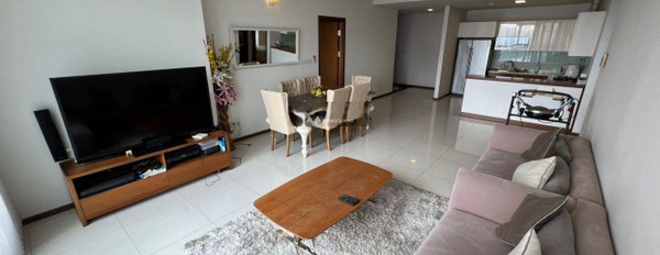 Căn hộ tổng quan gồm 3 phòng ngủ, cho thuê căn hộ vị trí thuận lợi nằm trên Quận 2, Hồ Chí Minh nội thất hiện đại-03