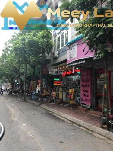 Nhà có 4 PN bán nhà giá bán khuyến mãi chỉ 4.75 tỷ có diện tích chung 40m2 vị trí đẹp Đường Nguyễn Văn Hưởng, Phường Giang Biên-01