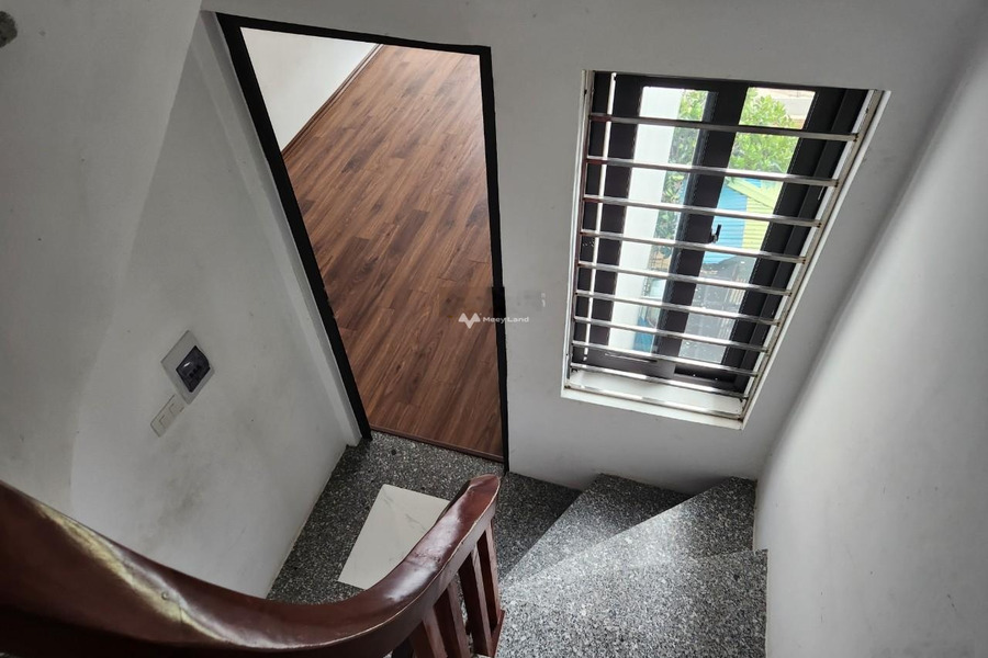 Nhà có 3 phòng ngủ bán nhà ở diện tích rộng 35m2 giá bán chính chủ chỉ 3 tỷ vị trí đẹp tọa lạc tại Ngọc Trì, Long Biên-01