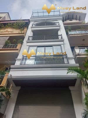 Vị trí tốt ở Hoàng Sâm, Hà Nội, cho thuê nhà, giá thuê cực kì tốt chỉ 15 triệu/tháng diện tích rộng 45m2, căn nhà gồm có tất cả 4 phòng ngủ nội thất đ...
