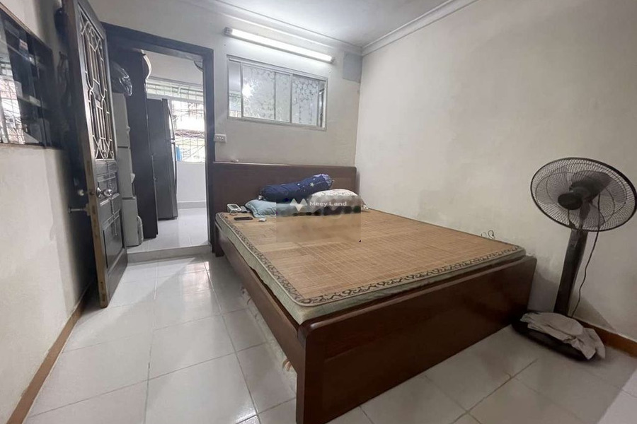 Cần bán căn hộ tập thể 2 ngủ tại tầng 2 Nghĩa Tân, Cầu Giấy. Diện tích 65m2-01