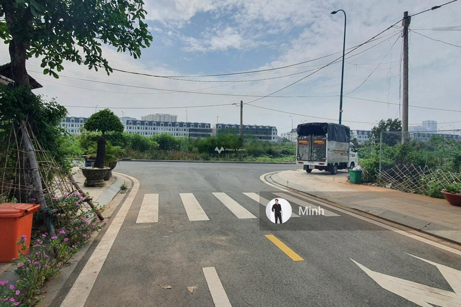 Bán đất diện tích vừa phải 100m2 vị trí tốt ở Quận 2, Hồ Chí Minh-01