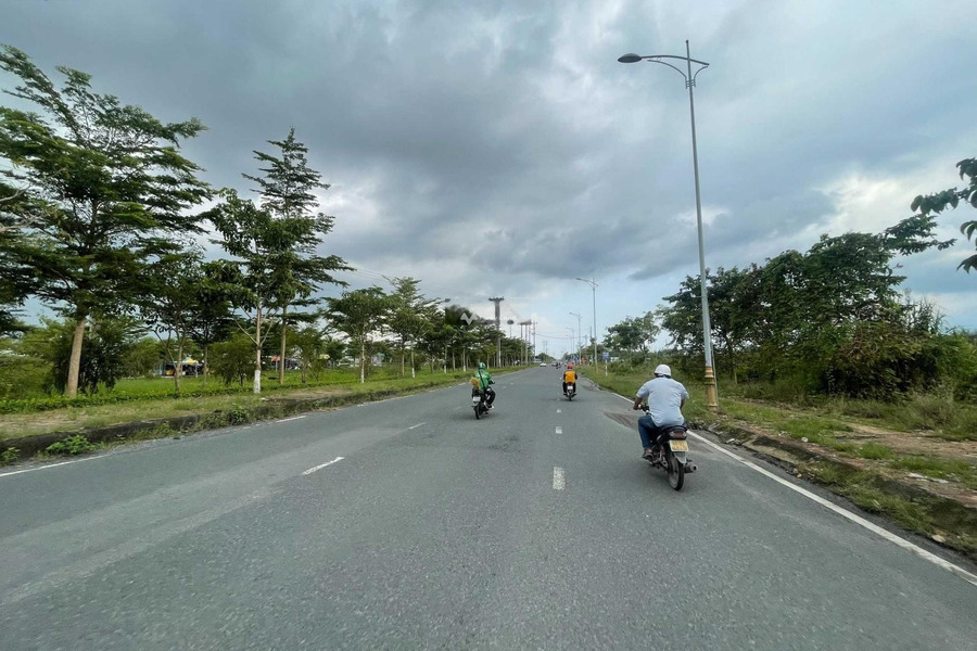 Ở Võ Nguyên Giáp, Cái Răng bán đất 143.6 tỷ, hướng Đông - Bắc có diện tích thực 7978m2-01