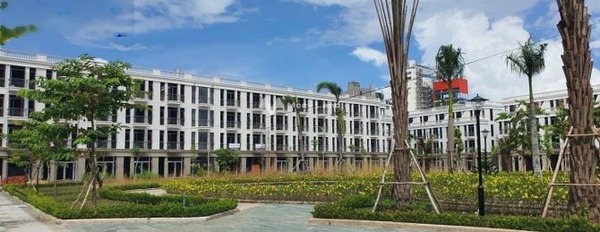 Căn này gồm 4 phòng ngủ bán nhà bán ngay với giá thỏa thuận từ 12 tỷ có diện tích chính 105m2 vị trí tốt ở Cái Khế, Ninh Kiều-02