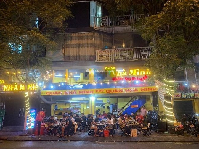 Diện tích là 120m2, cho thuê nhà ở vị trí nằm tại Phú Nhuận, Hồ Chí Minh, trong nhà này 2 phòng ngủ, 2 WC dọn vào ở ngay-01