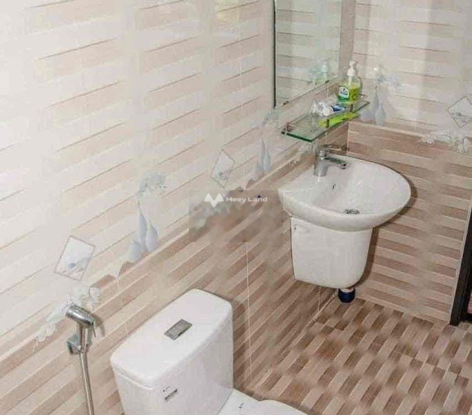 Diện tích rộng là 100m2, cho thuê nhà ở tọa lạc ngay ở Ngũ Hành Sơn, Đà Nẵng, trong căn này gồm có 5 PN, 4 WC thuận tiện di chuyển-01