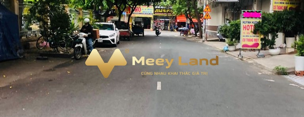 Bán nhà vị trí tốt ngay Đường 3/2, Hồ Chí Minh bán ngay với giá thực tế từ 21.5 tỷ có diện tích rộng 135m2 tổng quan ngôi nhà này có 6 PN-03