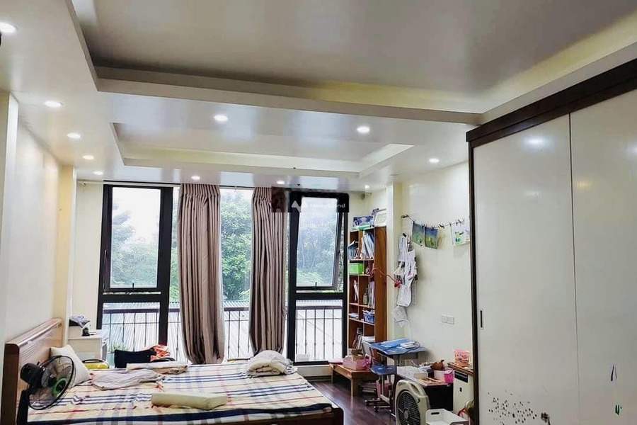 Nhà gồm 6 phòng ngủ cho thuê nhà ở có diện tích gồm 50m2 thuê ngay với giá tốt nhất 20 triệu/tháng vị trí thuận lợi ở Lạc Long Quân, Hà Nội-01