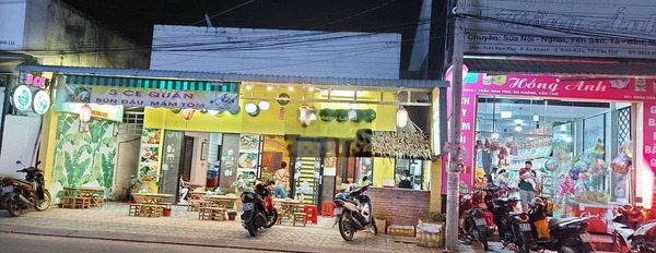 Vị trí thuận lợi nằm ở Trần Nam Phú, Ninh Kiều bán nhà bán ngay với giá bất ngờ từ 18.5 tỷ căn nhà gồm có tất cả 2 PN 2 WC-03