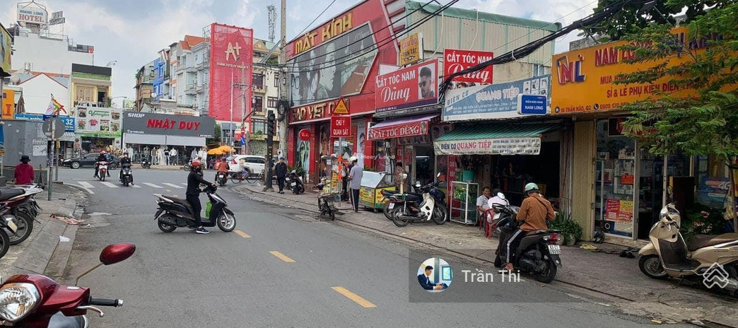 Bán ngay với giá hiện tại 70 tỷ bán nhà có diện tích rộng 300m2 Nằm ngay trên Trần Não, Bình An khách có thiện chí liên hệ ngay.