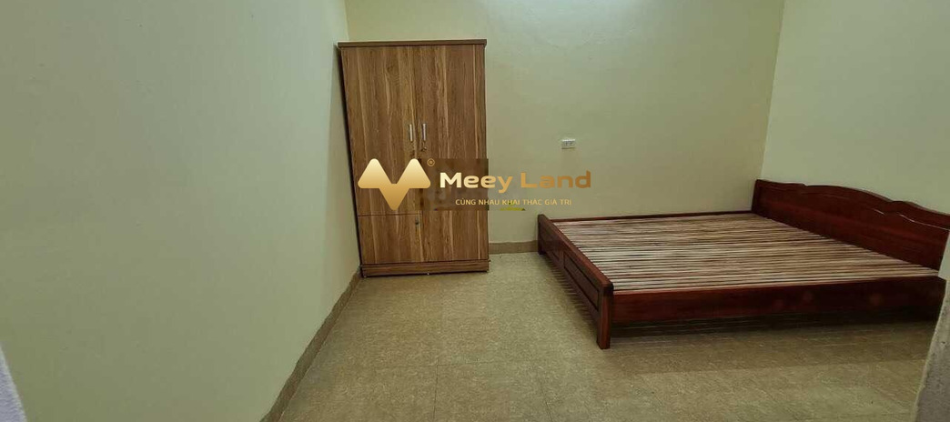 Diện tích 25 m2 1 phòng ngủ cho thuê phòng trọ vị trí đẹp Đường Đê La Thành, Quận Ba Đình vào ở ngay giá hữu nghị chỉ 3.2 triệu/tháng