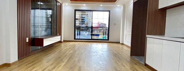 Bán nhà có diện tích chung 40m2 Bên trong Trung Văn, Nam Từ Liêm bán ngay với giá cực mềm 6.2 tỷ ngôi nhà có tất cả 3 phòng ngủ, 4 WC-03