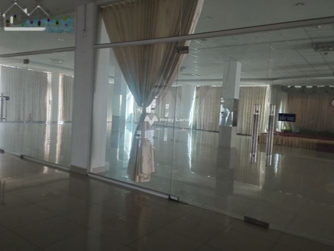 Cho thuê sàn văn phòng giá thuê hợp lý 250 triệu/tháng nằm tại Tân Phú, Bình Phước diện tích là 2000m2-01