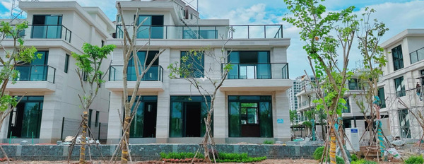 5 phòng ngủ, bán biệt thự, bán ngay với giá êm 37 tỷ với diện tích 323m2 vị trí cực kì thuận lợi ngay tại Nguyễn Văn Linh, Bình Hưng-03