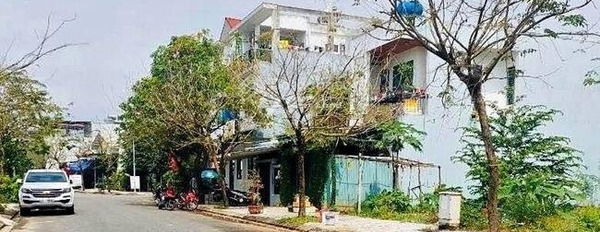 Bán mảnh đất, giá bán khoảng từ 1.05 tỷ có diện tích thực là 100m2-02