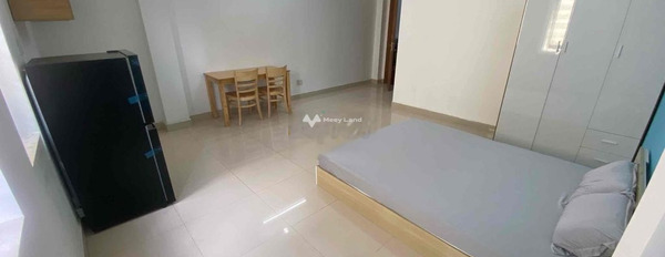 Tôi hiện đang cho thuê phòng trọ diện tích chính là 30m2 Phường 11, Hồ Chí Minh, Nội thất đầy đủ giá thuê đặc biệt chỉ 5 triệu/tháng lh ngay kẻo lỡ-03