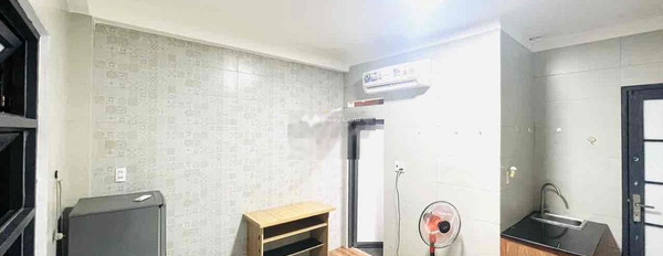 Tân Thành, Tân Phú, cho thuê chung cư thuê ngay với giá chính chủ chỉ 3.5 triệu/tháng, trong căn hộ này có tổng 1 phòng ngủ, 1 WC chính chủ đăng tin-03