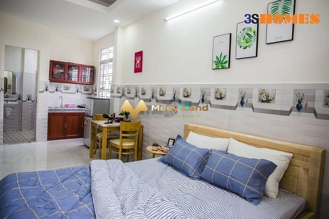 Cho thuê căn hộ vị trí mặt tiền tọa lạc gần Lê Hồng Phong, Phường 4 thuê ngay với giá thương lượng chỉ 5.5 triệu/tháng, tổng quan có 1 PN, 1 WC lh thư...