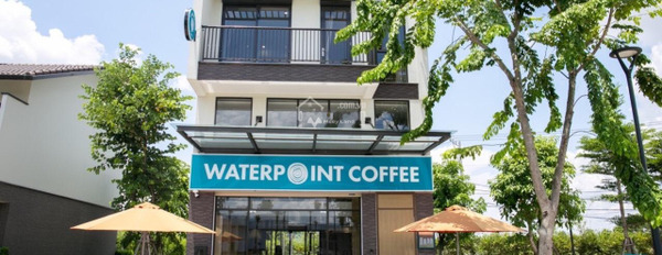 Dự án nằm thuận lợi Waterpoint, bán liền kề mặt tiền nằm ngay trên Tỉnh Lộ 824, Bến Lức bán ngay với giá khởi điểm 6.7 tỷ có diện tích chung là 102m2-03