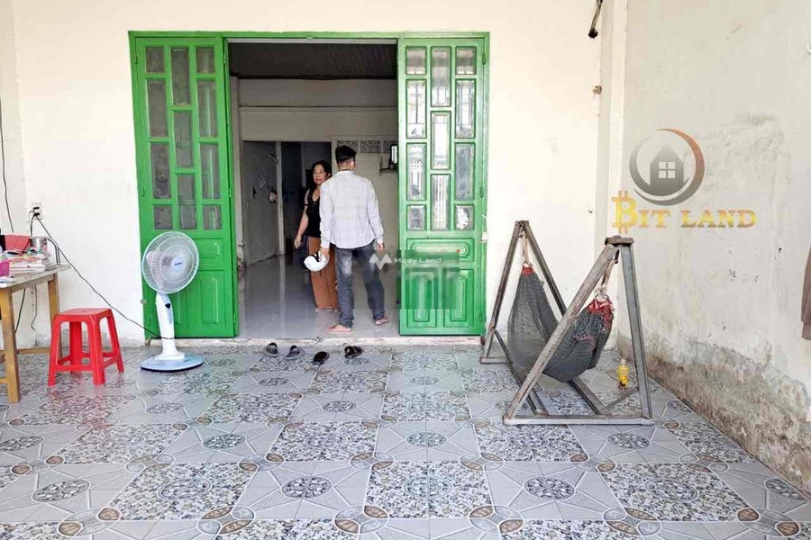 Vị trí mặt tiền tại Biên Hòa, Đồng Nai, cho thuê nhà, giá thuê siêu khủng 2.8 triệu/tháng diện tích 100m2, trong ngôi nhà này có 2 phòng ngủ giá tốt-01