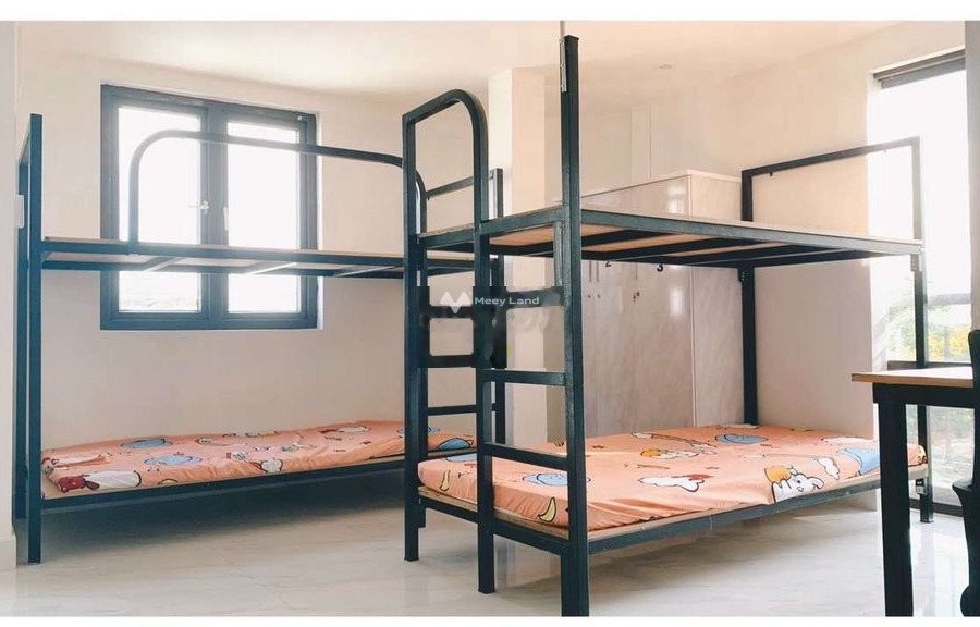 Căn này bao gồm 4 phòng ngủ, cho thuê nhà, giá thuê khởi đầu chỉ 10 triệu/tháng diện tích là 80m2 vị trí nằm ngay ở An Trung, Đà Nẵng-01
