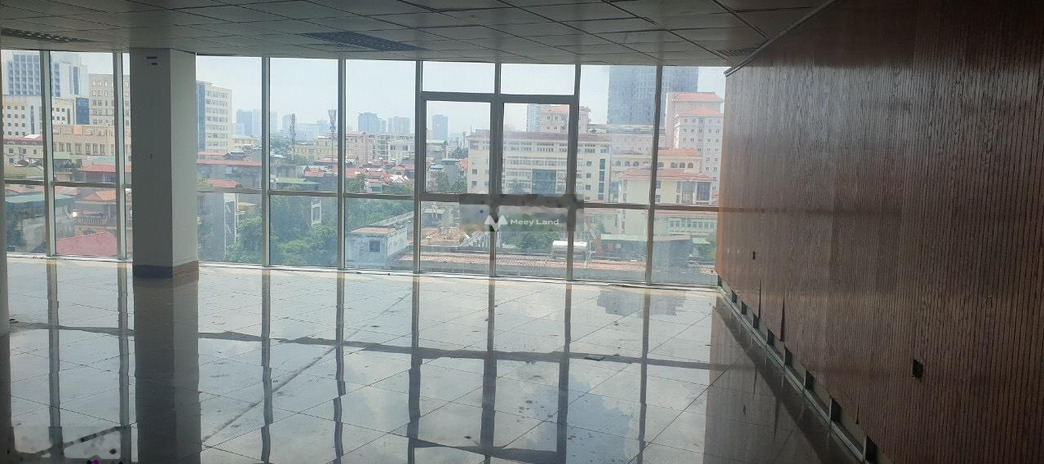 Vị trí mặt tiền tọa lạc ngay ở Yên Hòa, Cầu Giấy cho thuê sàn văn phòng giá thuê siêu rẻ từ 84.15 triệu/tháng có một diện tích 315m2