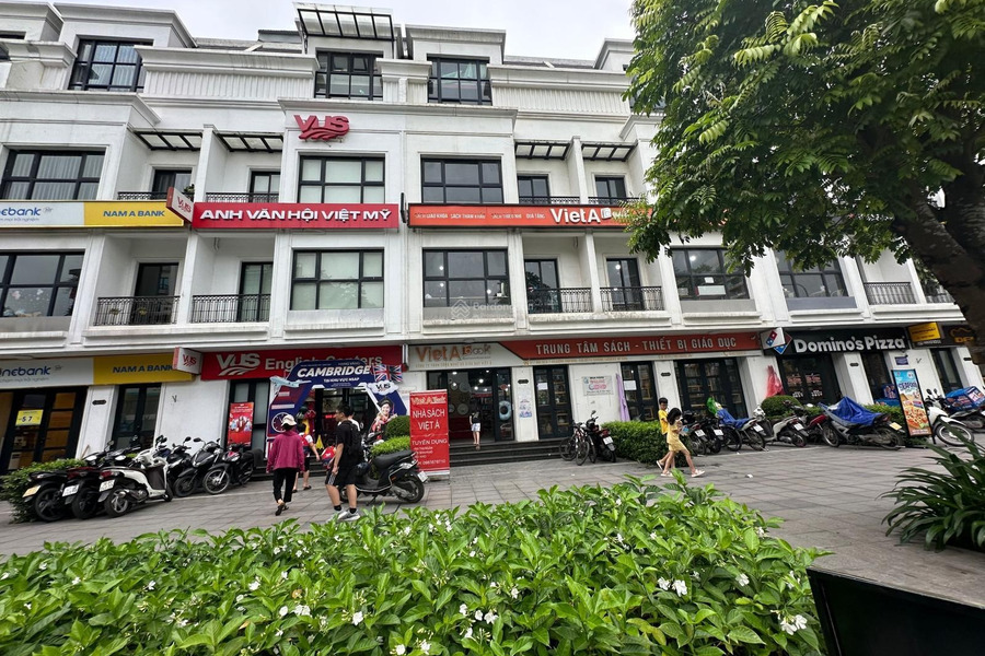Bán gấp shophouse mặt phố Vũ Phạm Hàm - Trung Kính - 150m2 - 5t - thang máy - KD - vỉa hè - 55 tỷ -01