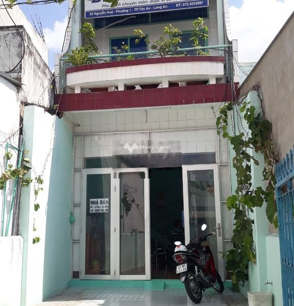 Nhà có 2 phòng ngủ bán nhà ở có diện tích chung 121m2 giá bán hữu nghị chỉ 6.2 tỷ vị trí mặt tiền tọa lạc ngay trên Nguyễn Huệ, Tân An, hướng Tây-01